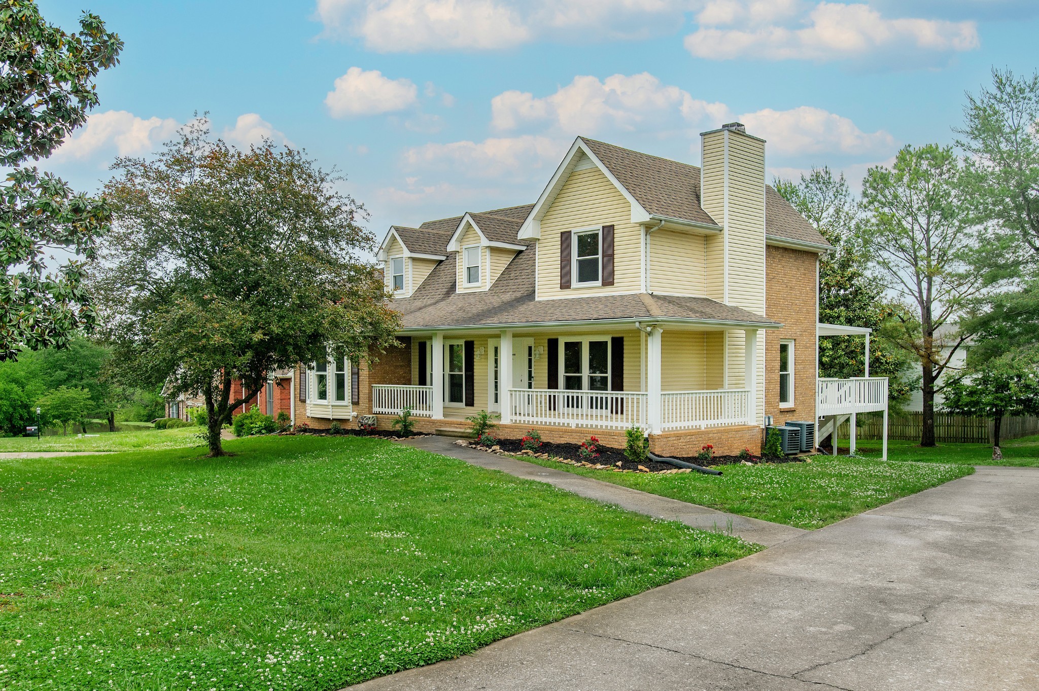 View Clarksville, TN 37043 house