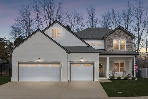 1148 Chagford Dr Clarksville TN 37043