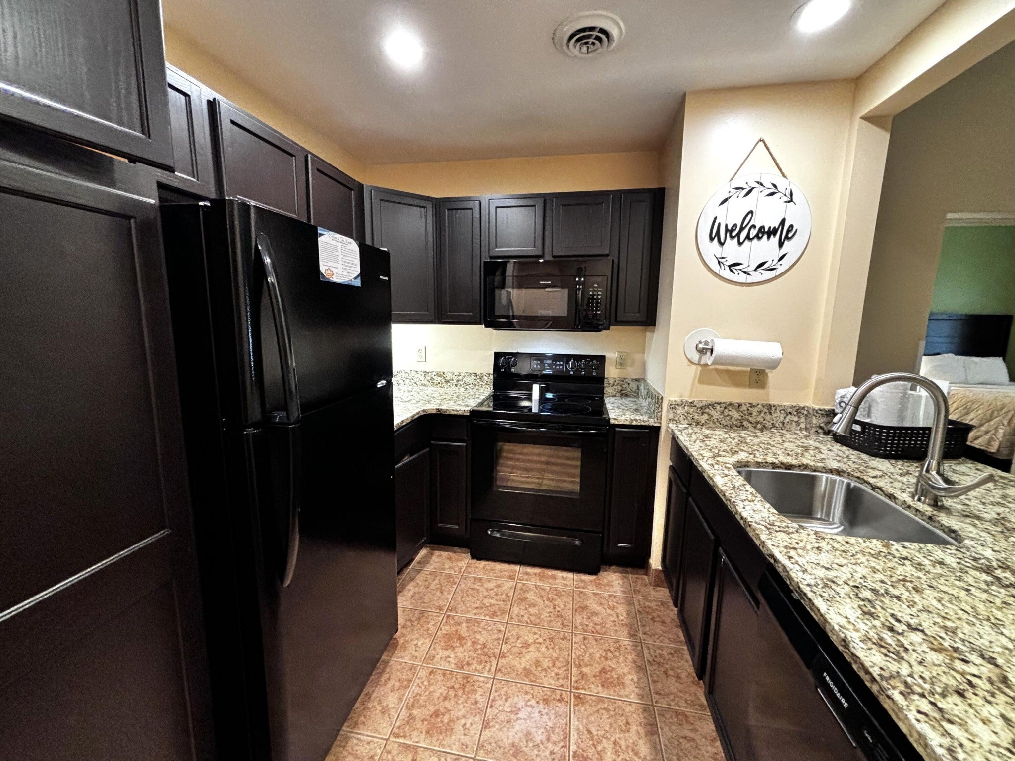 225 Collier Road 1119