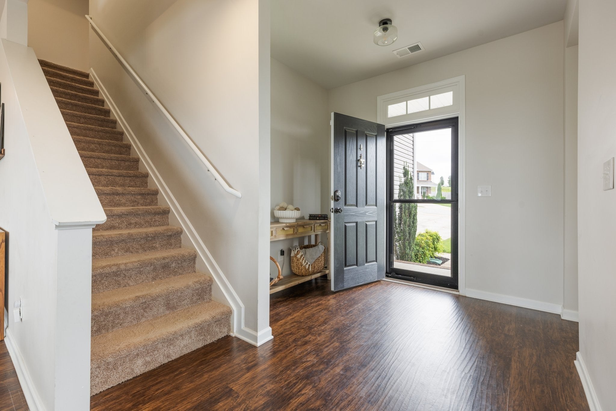 905 Aberdeen Ct