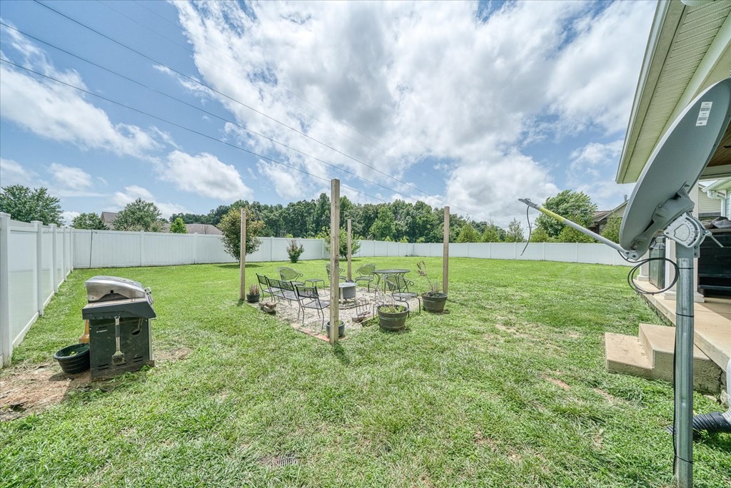 4602 Plantation Ln