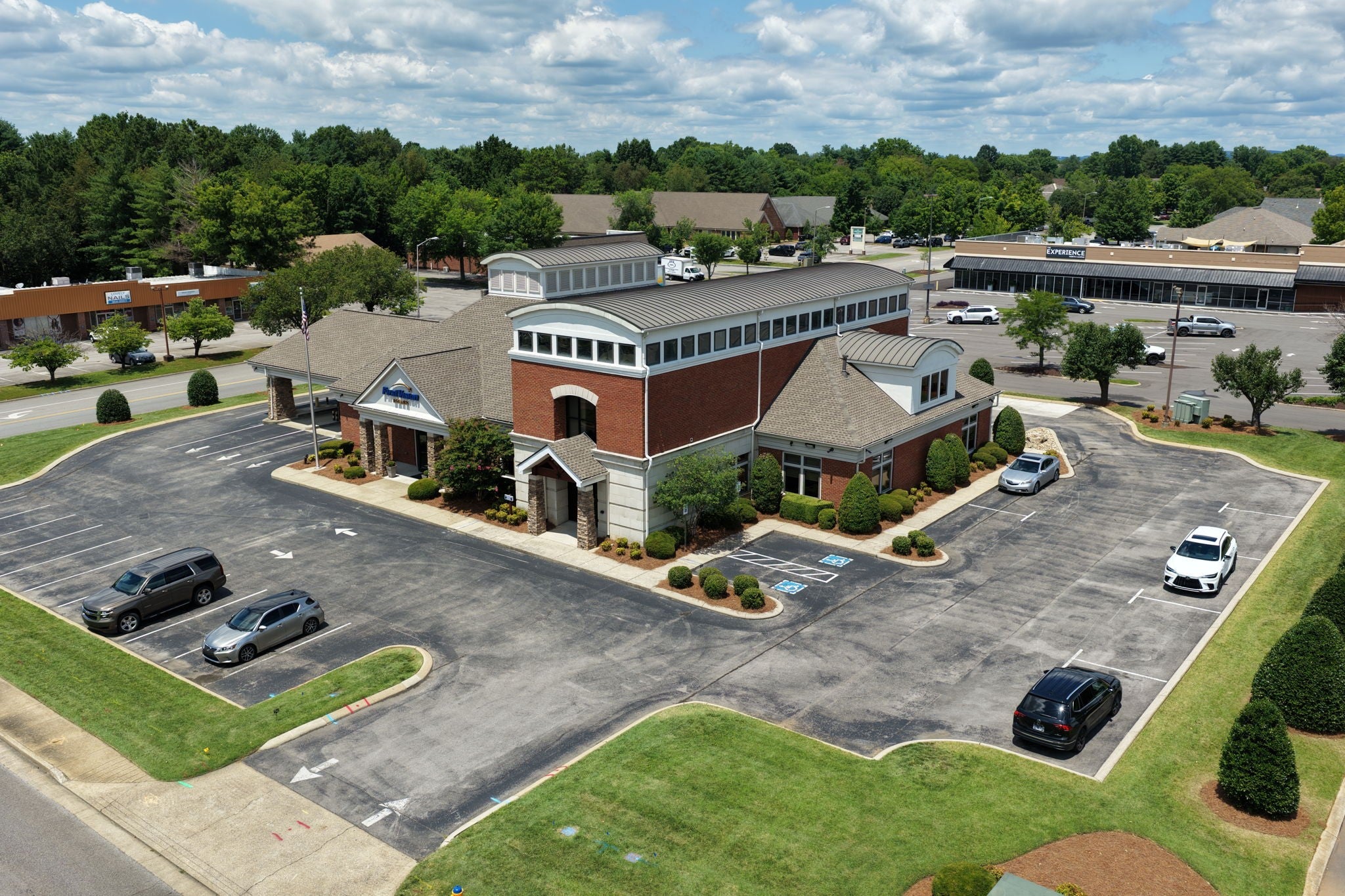 372 W Northfield Blvd