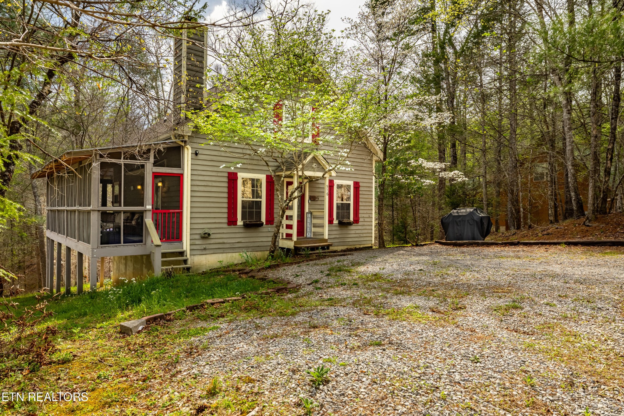 516 Clearwater Circle