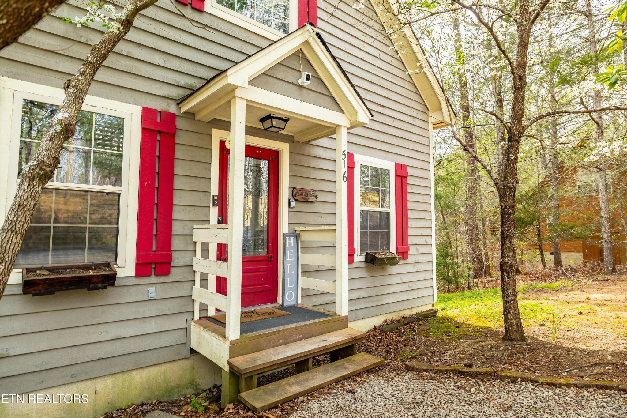 516 Clearwater Circle