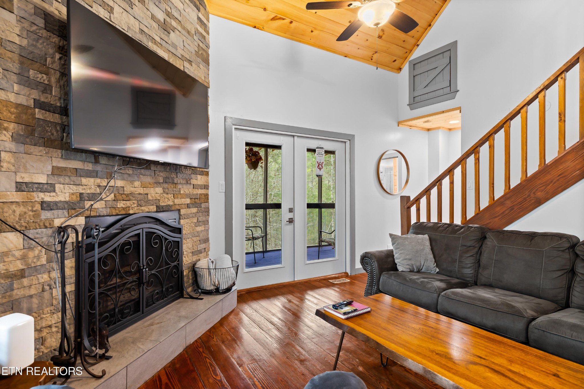 516 Clearwater Circle