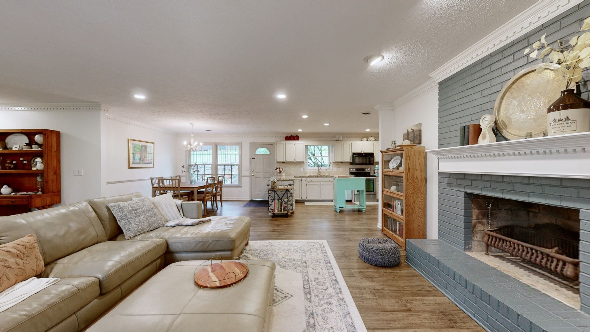 113 Birchwood Ct