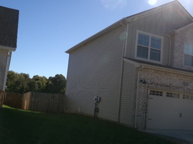 873 Macon Ln