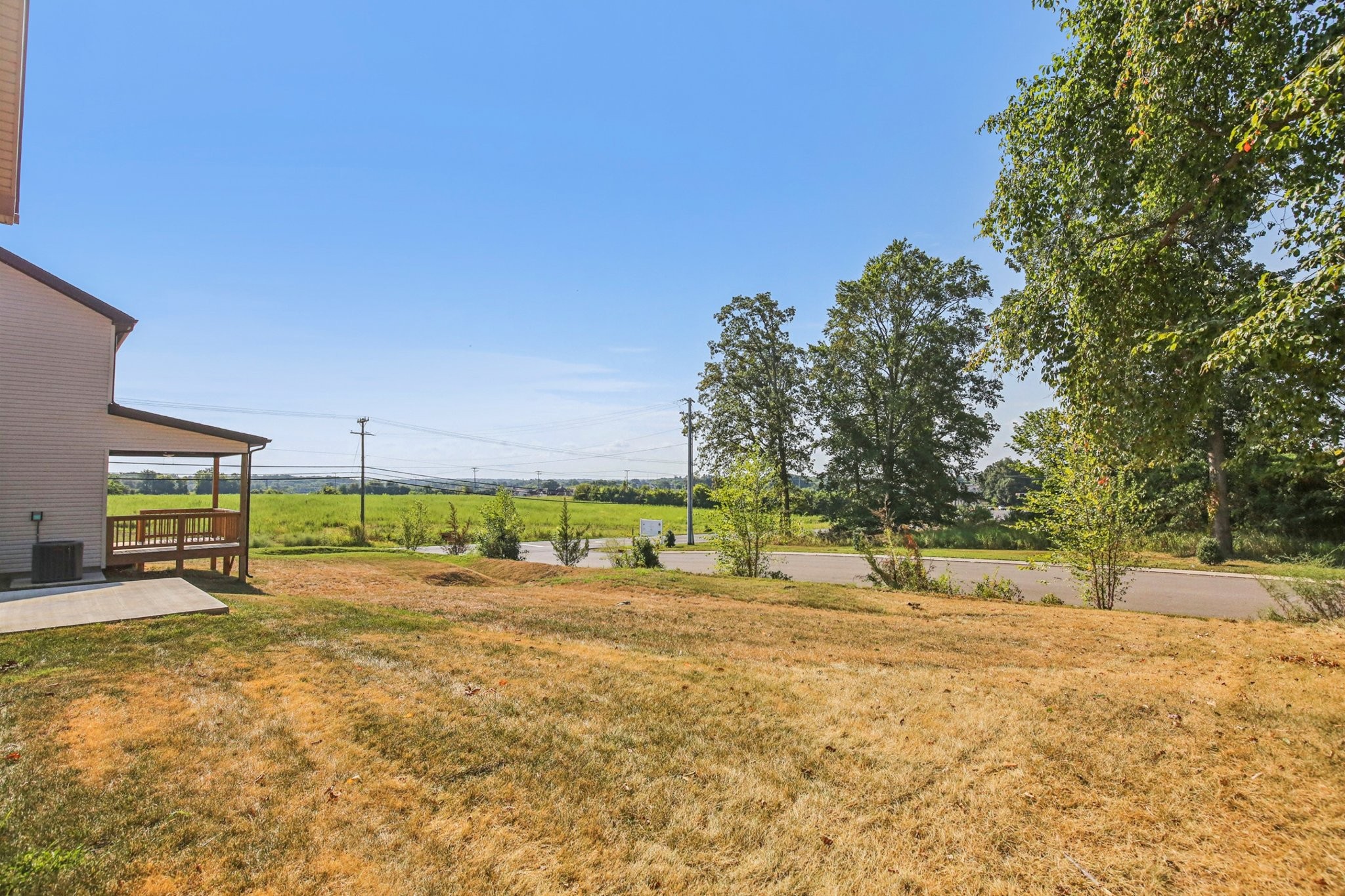 Clarksville, Tennessee 37042, United States, 3 Bedrooms Bedrooms, ,3 BathroomsBathrooms,Residential,Active,45868