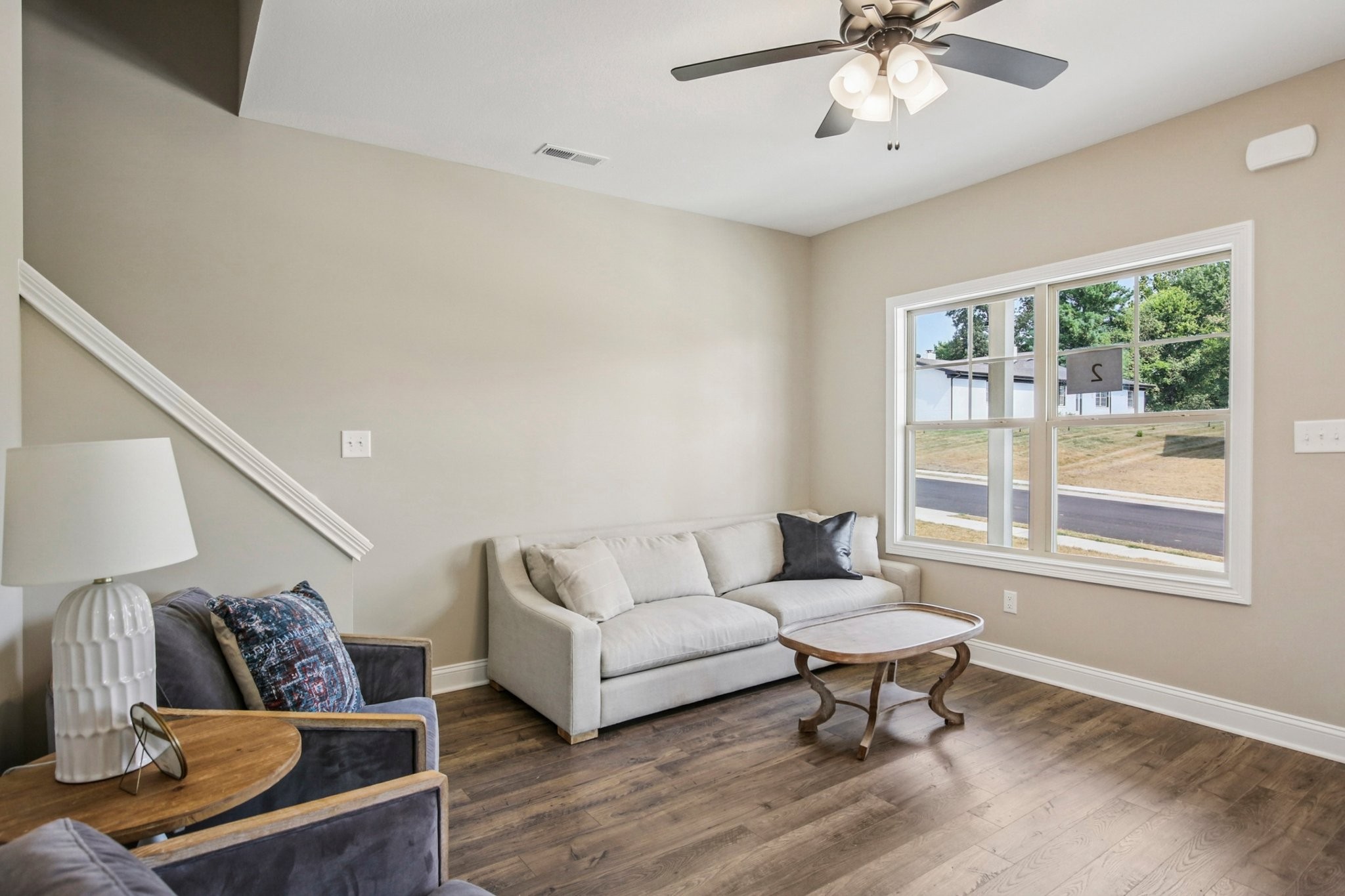 Clarksville, Tennessee 37042, United States, 3 Bedrooms Bedrooms, ,3 BathroomsBathrooms,Residential,Active,45868