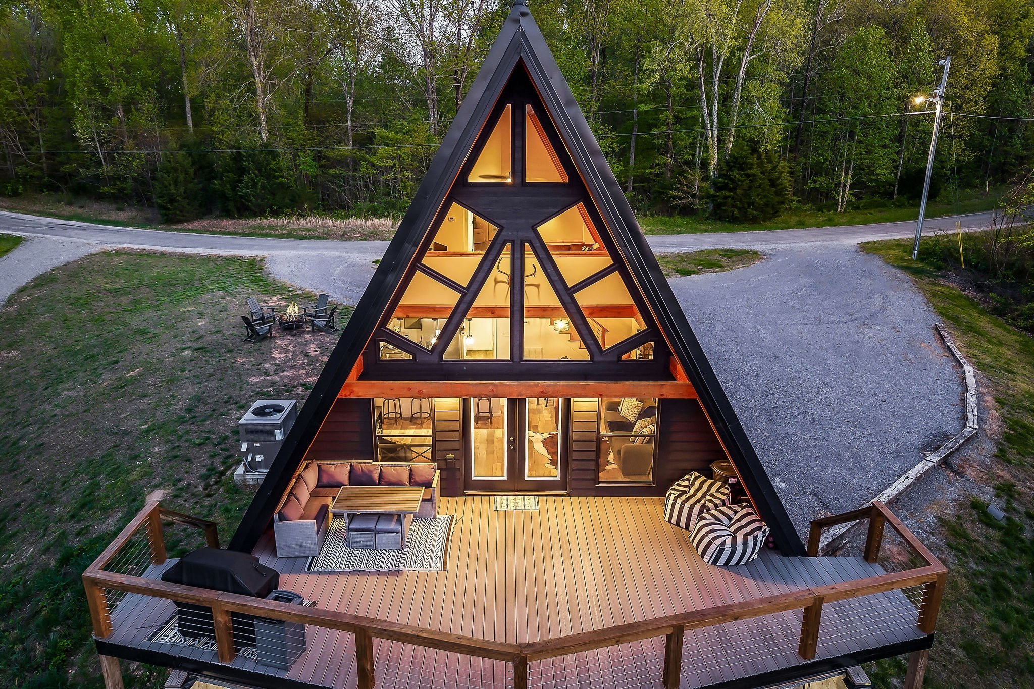 825 Hunters Landing Ln