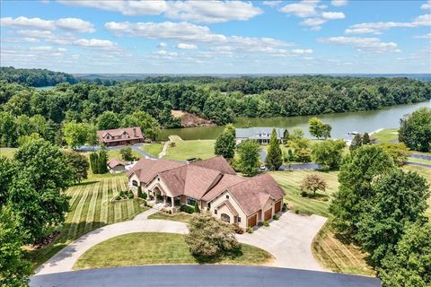 30 Bass Ct Whitesville KY 42378