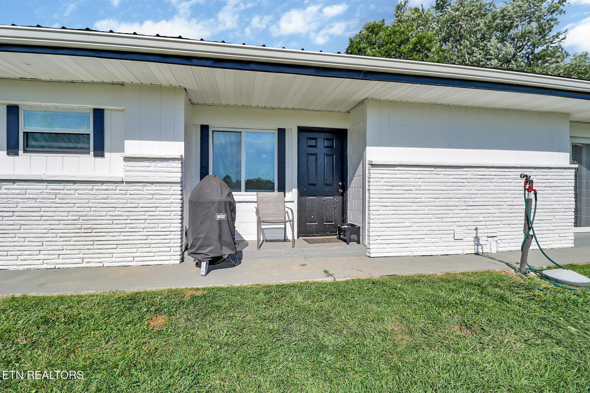 1104 Allardt Hwy