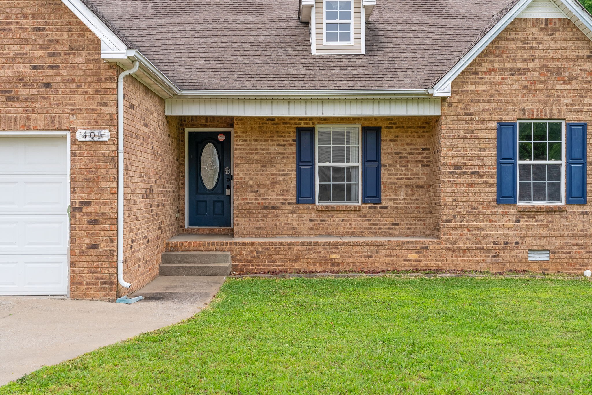 405 Chestnut Grove Way