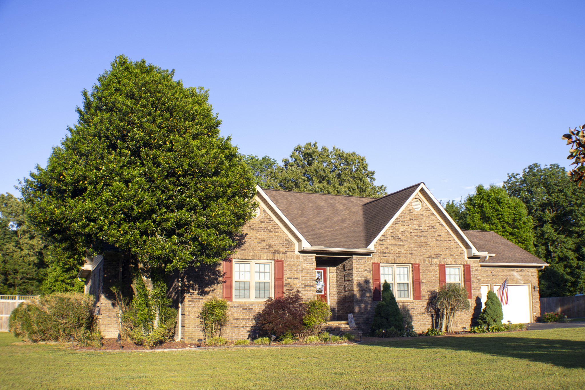 300 Sycamore Ln