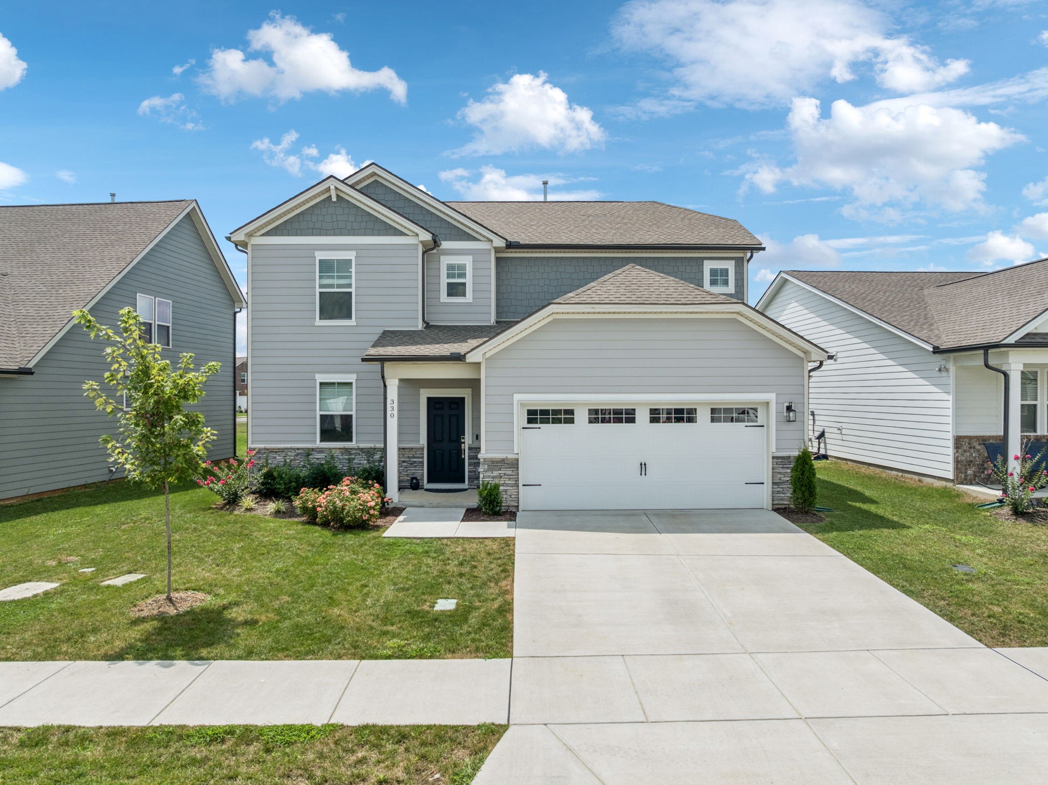 330 Ellis Ln
