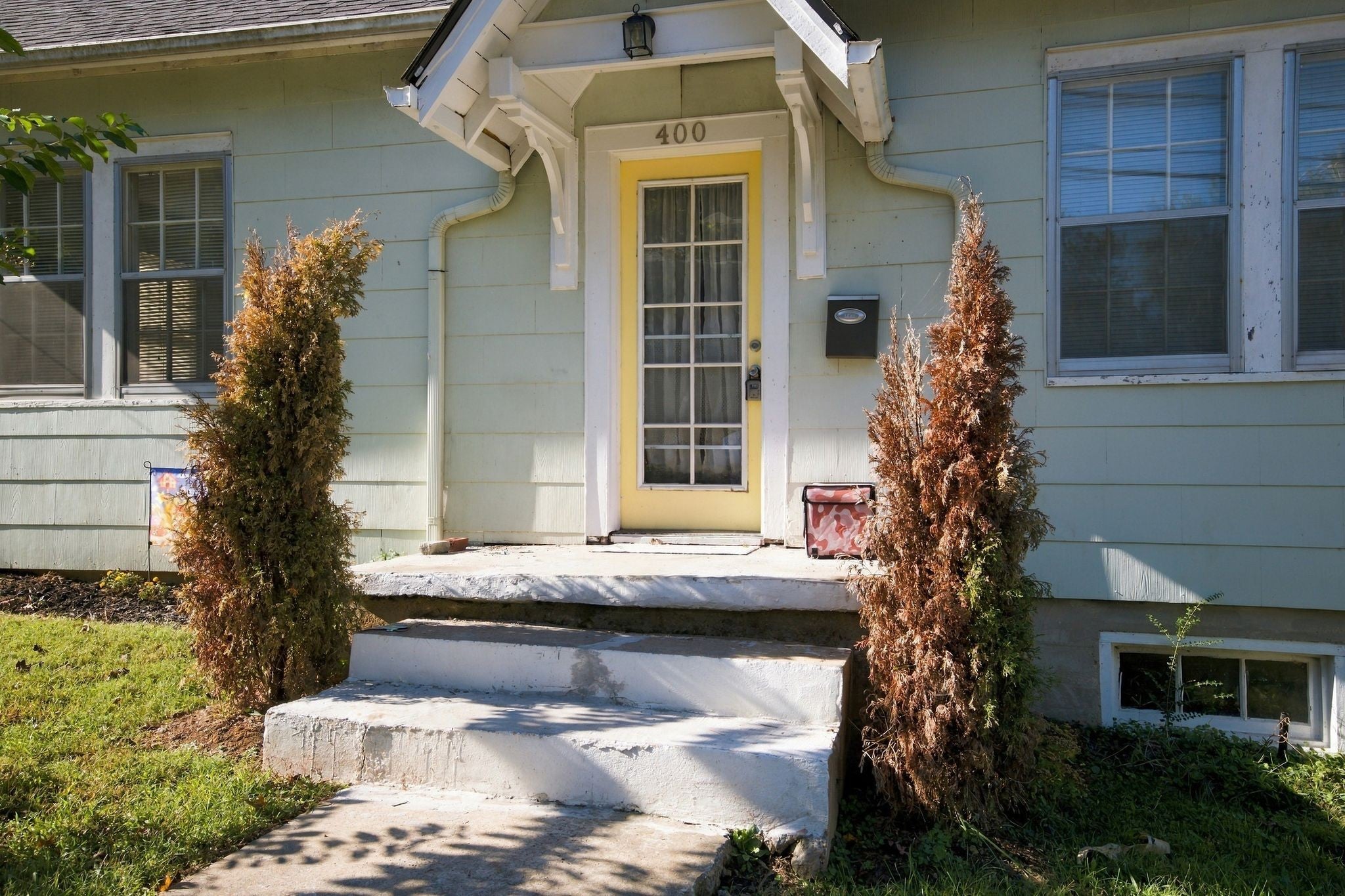 400 E Rickert Ave