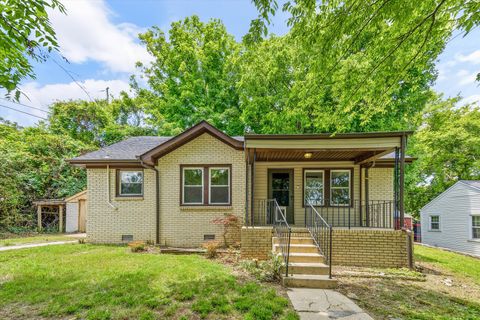 Photo of 406 Bellview Ave N, Fayetteville, TN 37334 (MLS # 3246421)