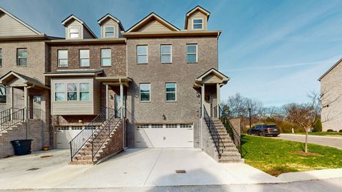206 Charlotte Everly Cir Hendersonville TN 37075