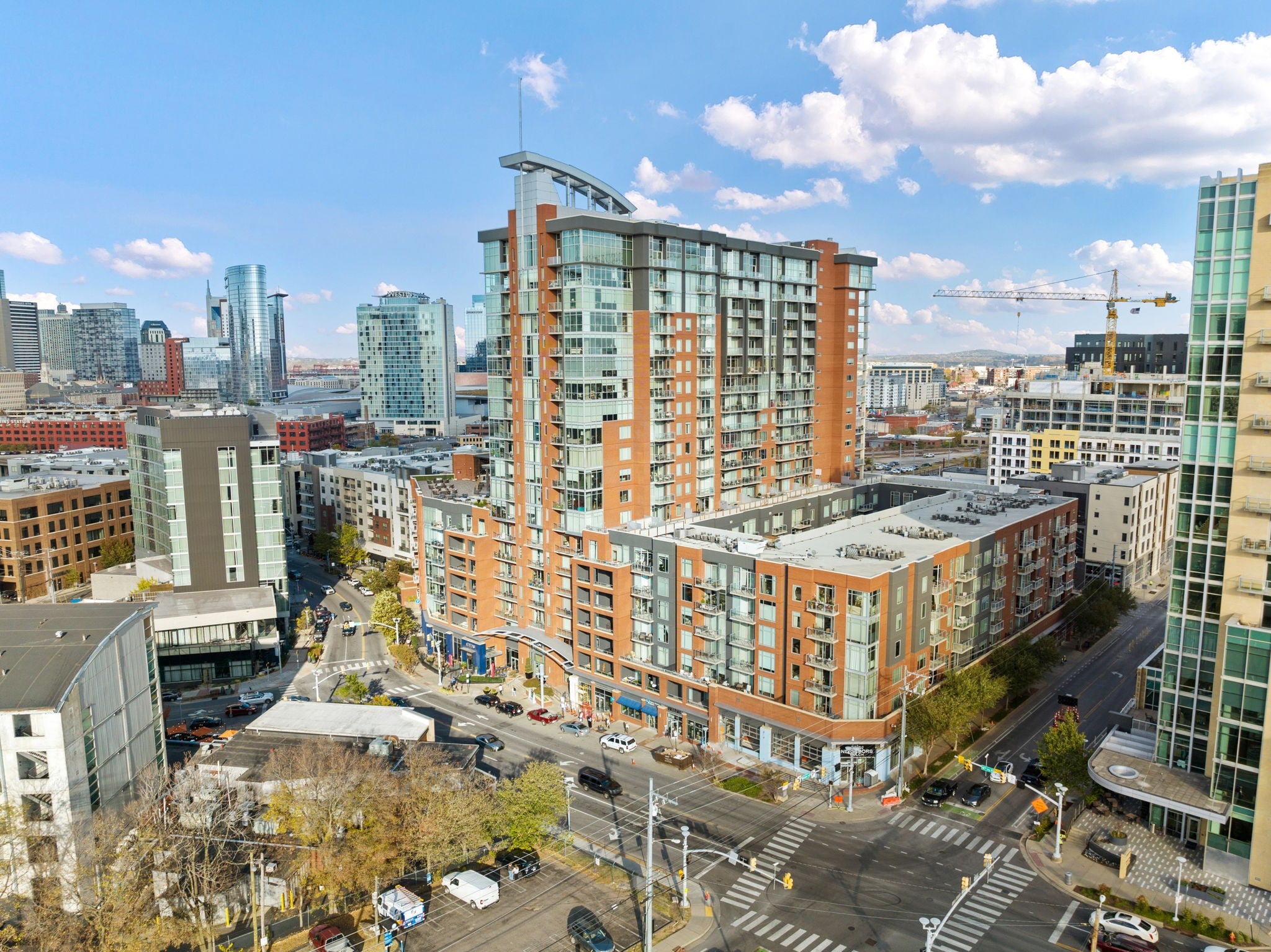 2-bed listing at 600 12th Ave S 635, Nashville