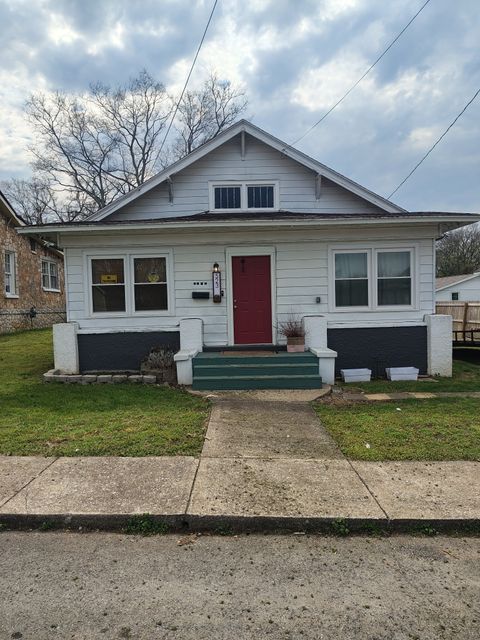 523 W 17th St Hopkinsville KY 42240