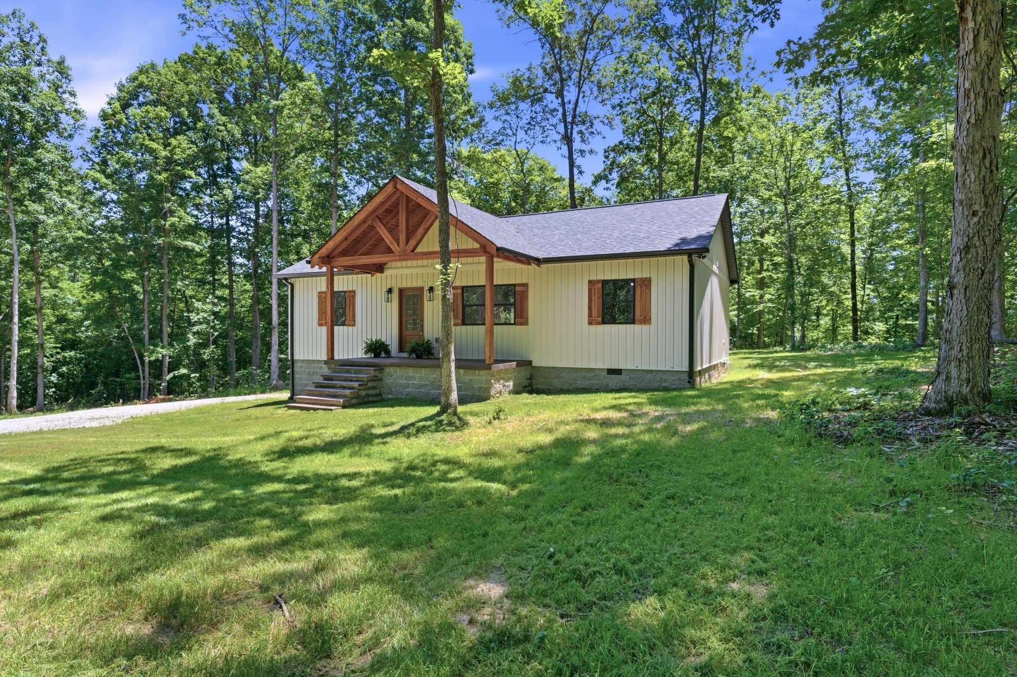 700 Hillcrest Rd