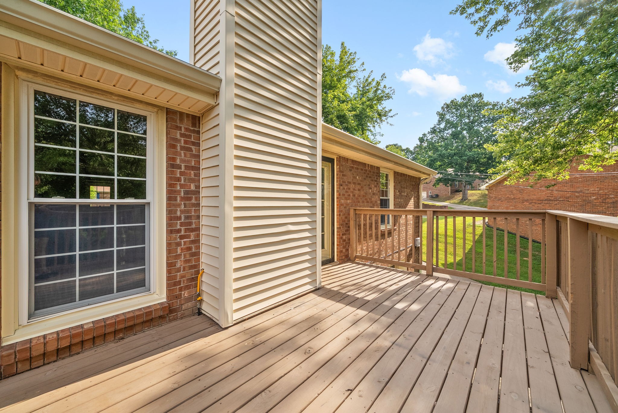 Clarksville, Tennessee 37043, United States, 3 Bedrooms Bedrooms, ,3 BathroomsBathrooms,Residential,Active,186957