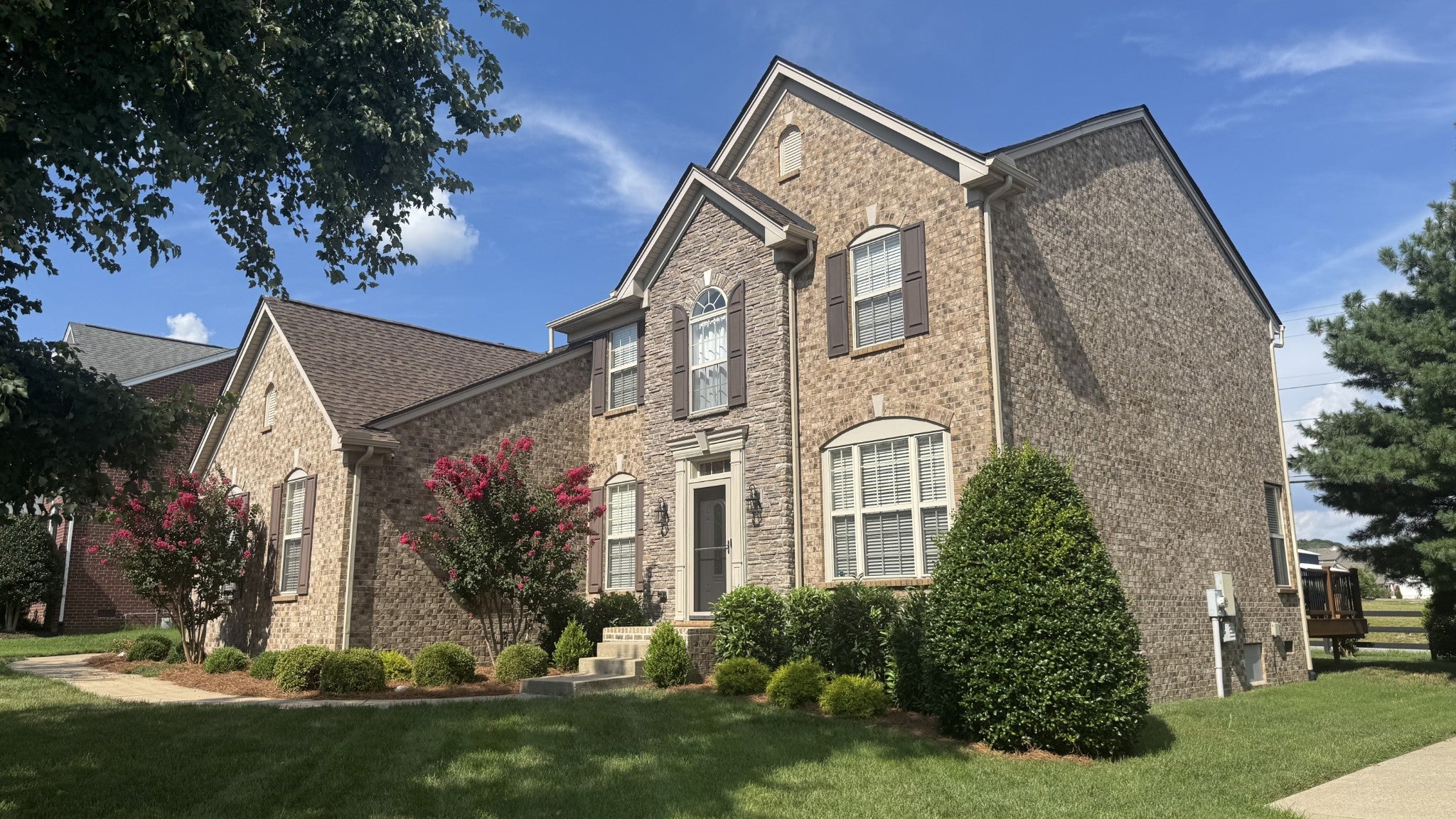 1023 Avery Trace Cir
