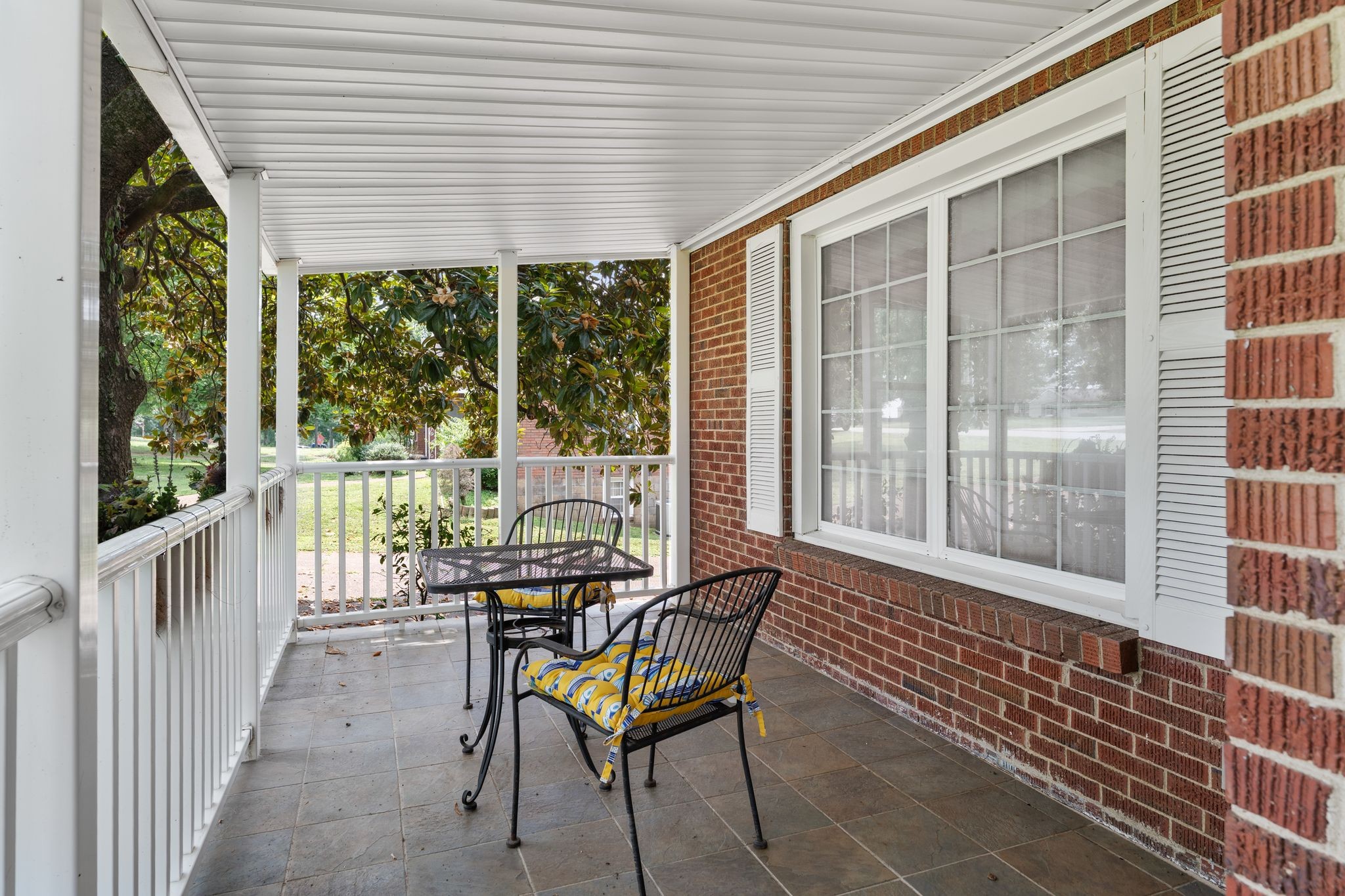 3947 Moss Rose Dr