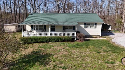 Photo of 214 Dont Care Ln, Celina, TN 38551 (MLS # 3168052)