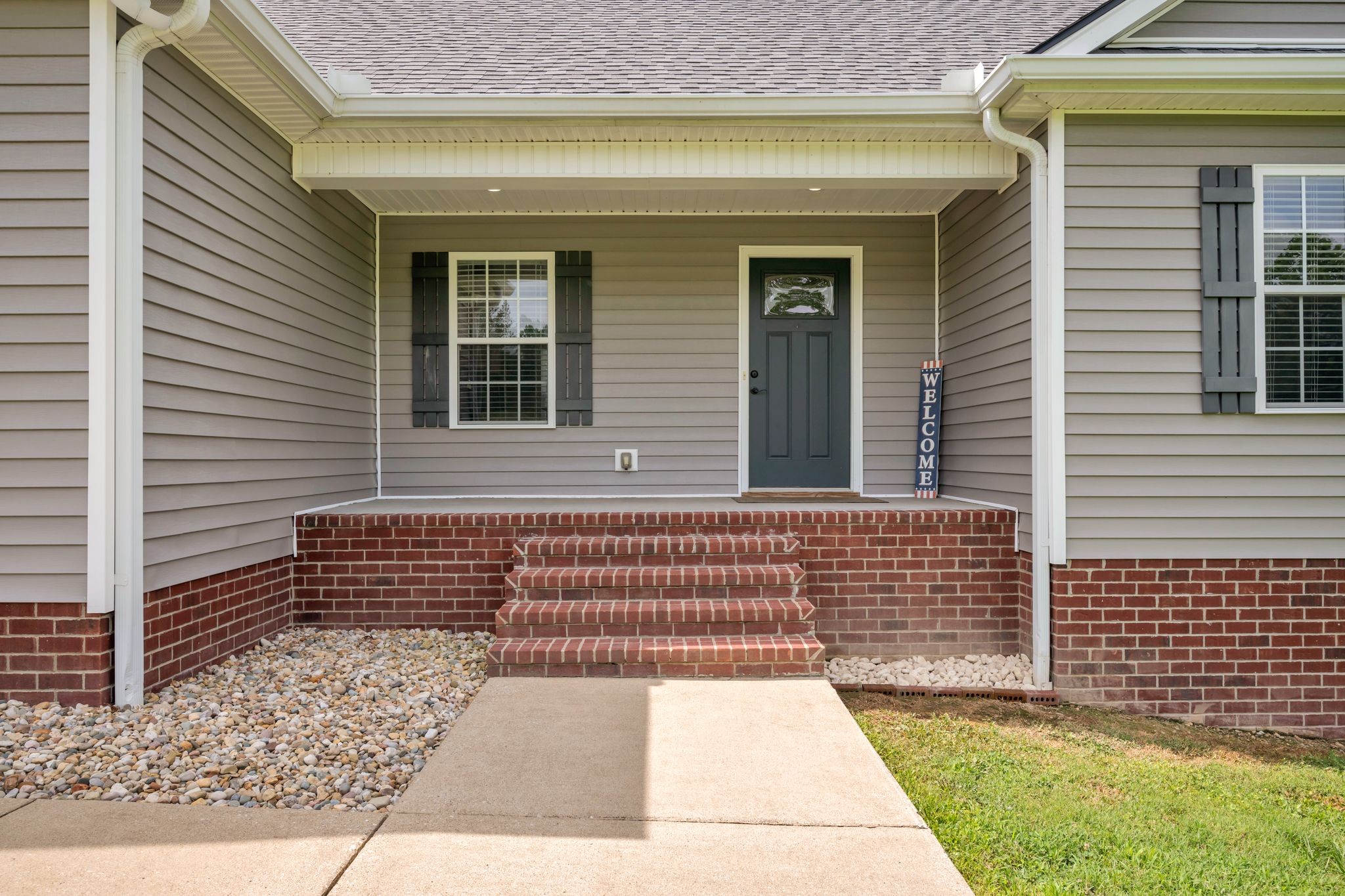 1350 Old County House Rd