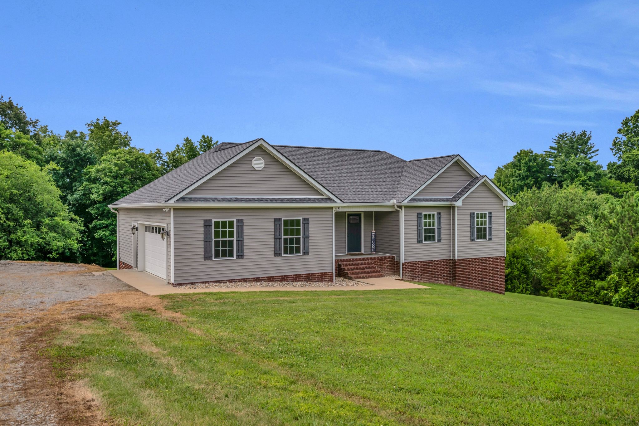 1350 Old County House Rd