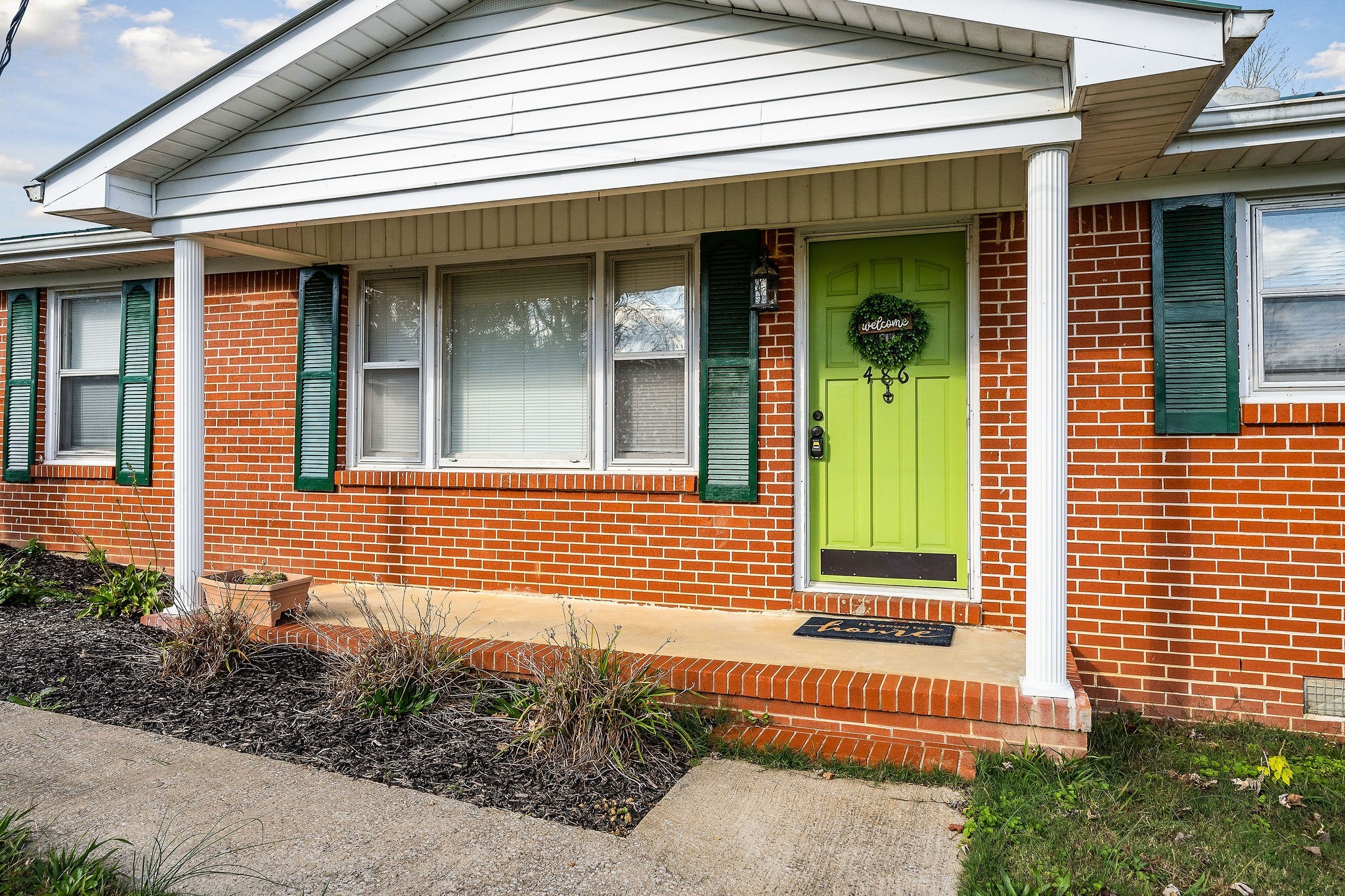 486 Circle Hill Dr