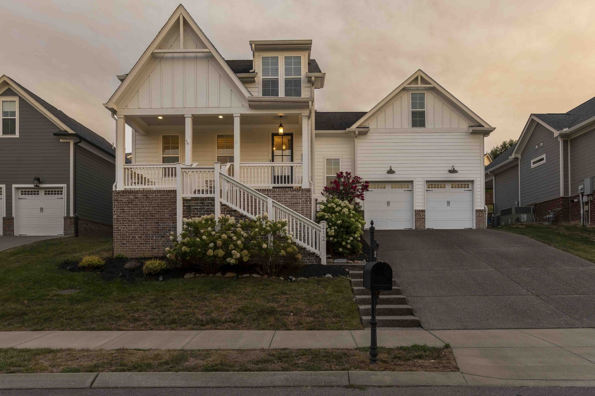 212 Rich Cir