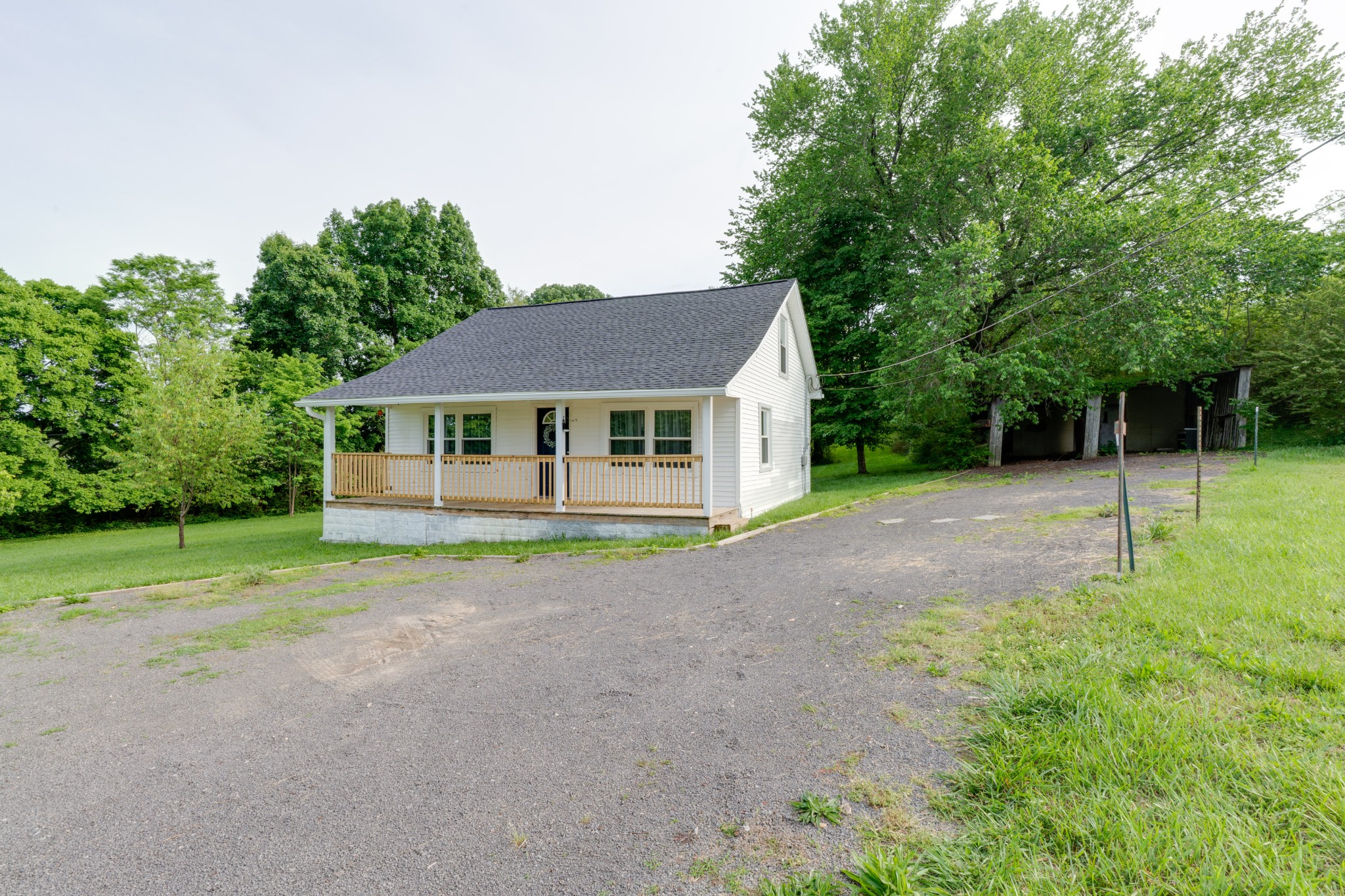 202 George Akins Rd