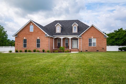 107 Hunters Ct Tullahoma TN 37388