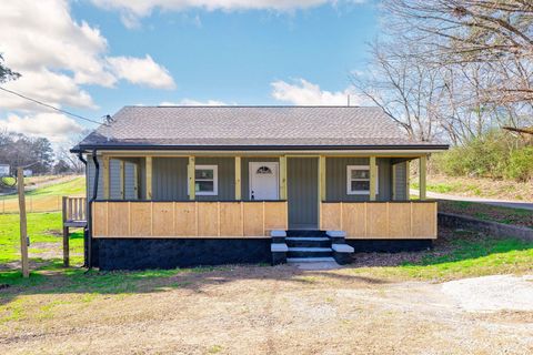 Photo of 709 Richardson Street, Rossville, GA 30741 (MLS # 3080591)