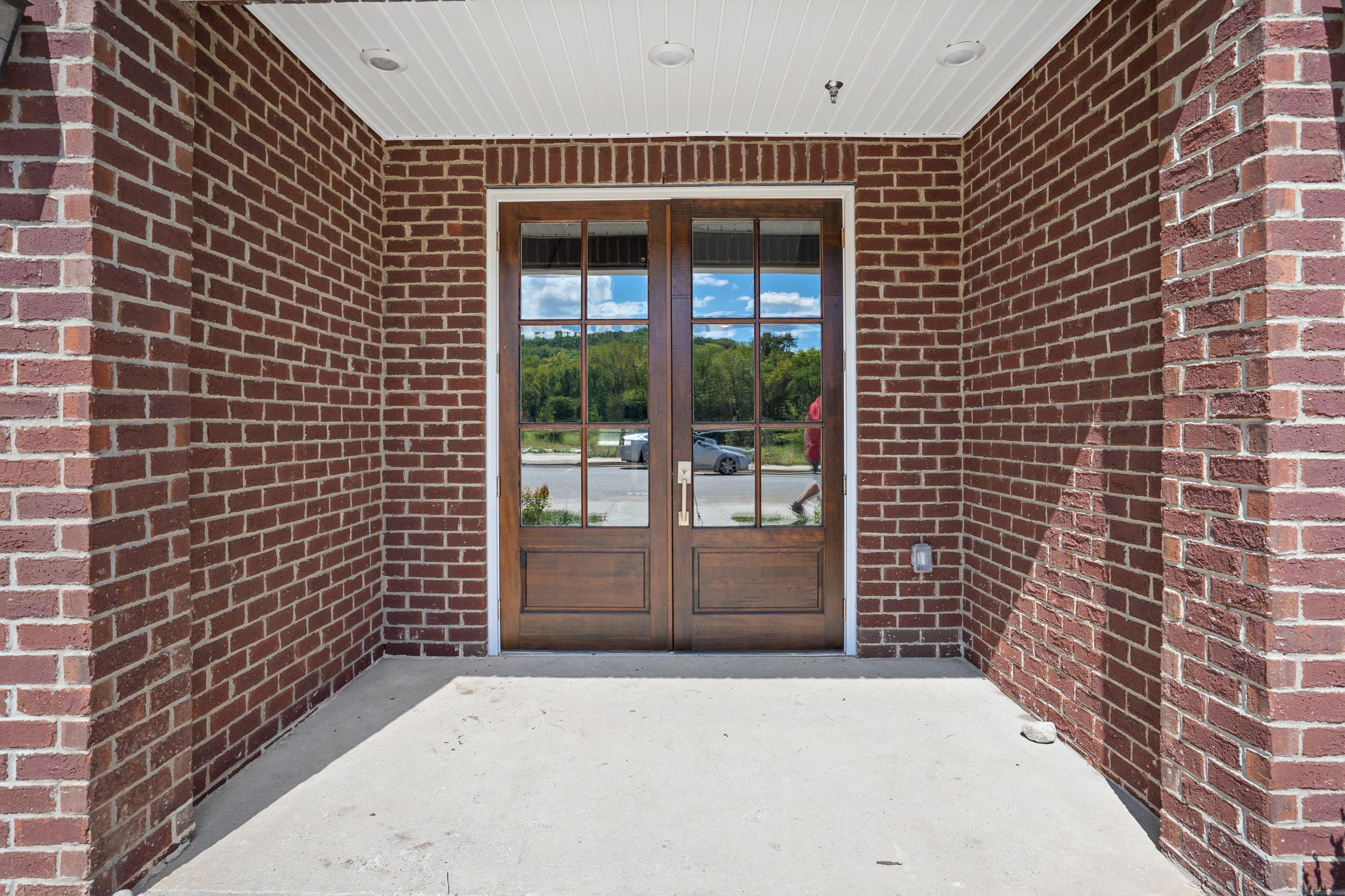 2000 Shadow Green Lane 305