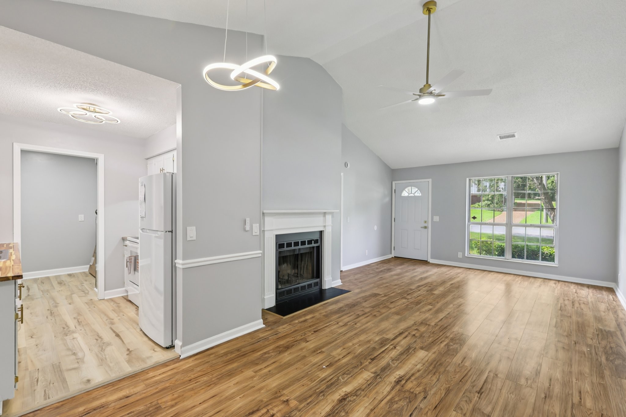 3509 Gondola Dr