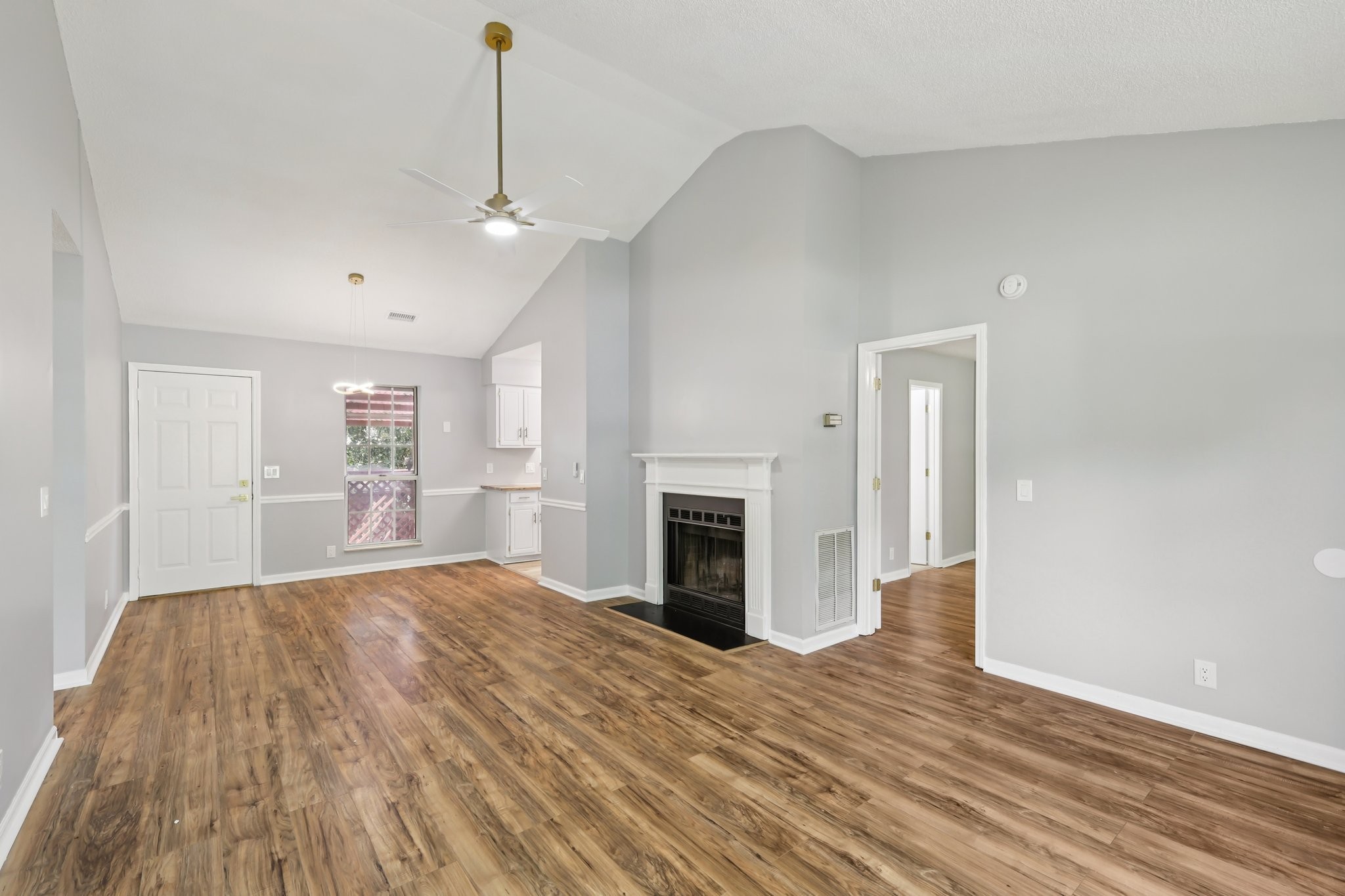 3509 Gondola Dr