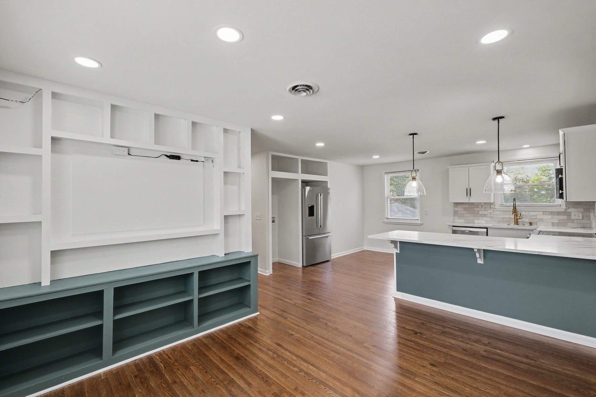 3817 Sam Boney Dr