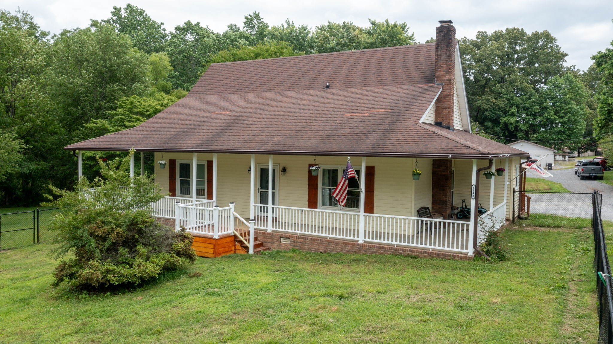 4648 Highway 31 W
