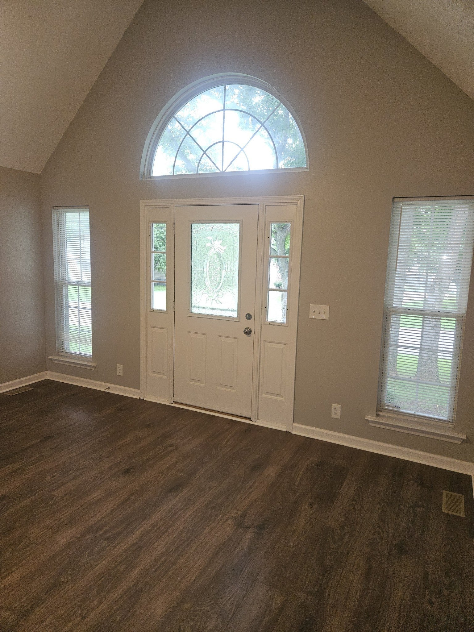 1911 Pecan Ridge Dr