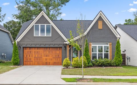 5557 Acadia Drive Chattanooga TN 37415