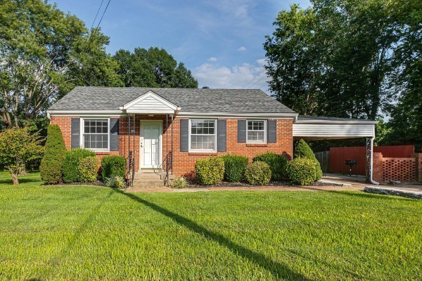 1335 Adams St, Franklin TN 37064 2-bed home, photo 3 of 30