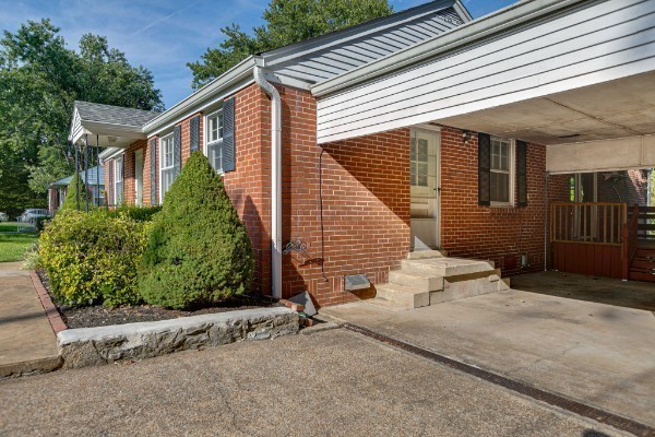 1335 Adams St, Franklin TN 37064 2-bed home, photo 5 of 30