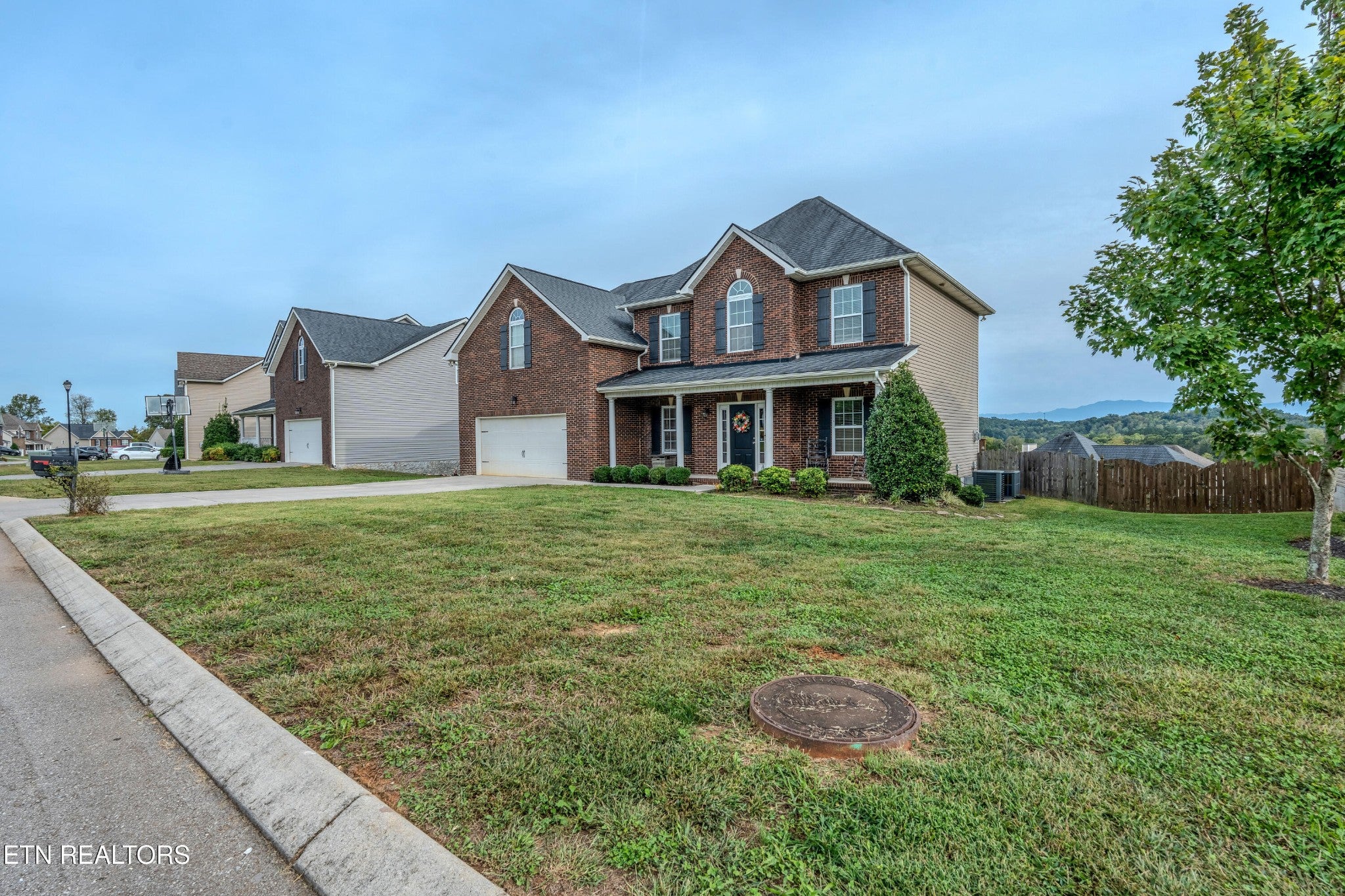 2827 Southwinds Circle