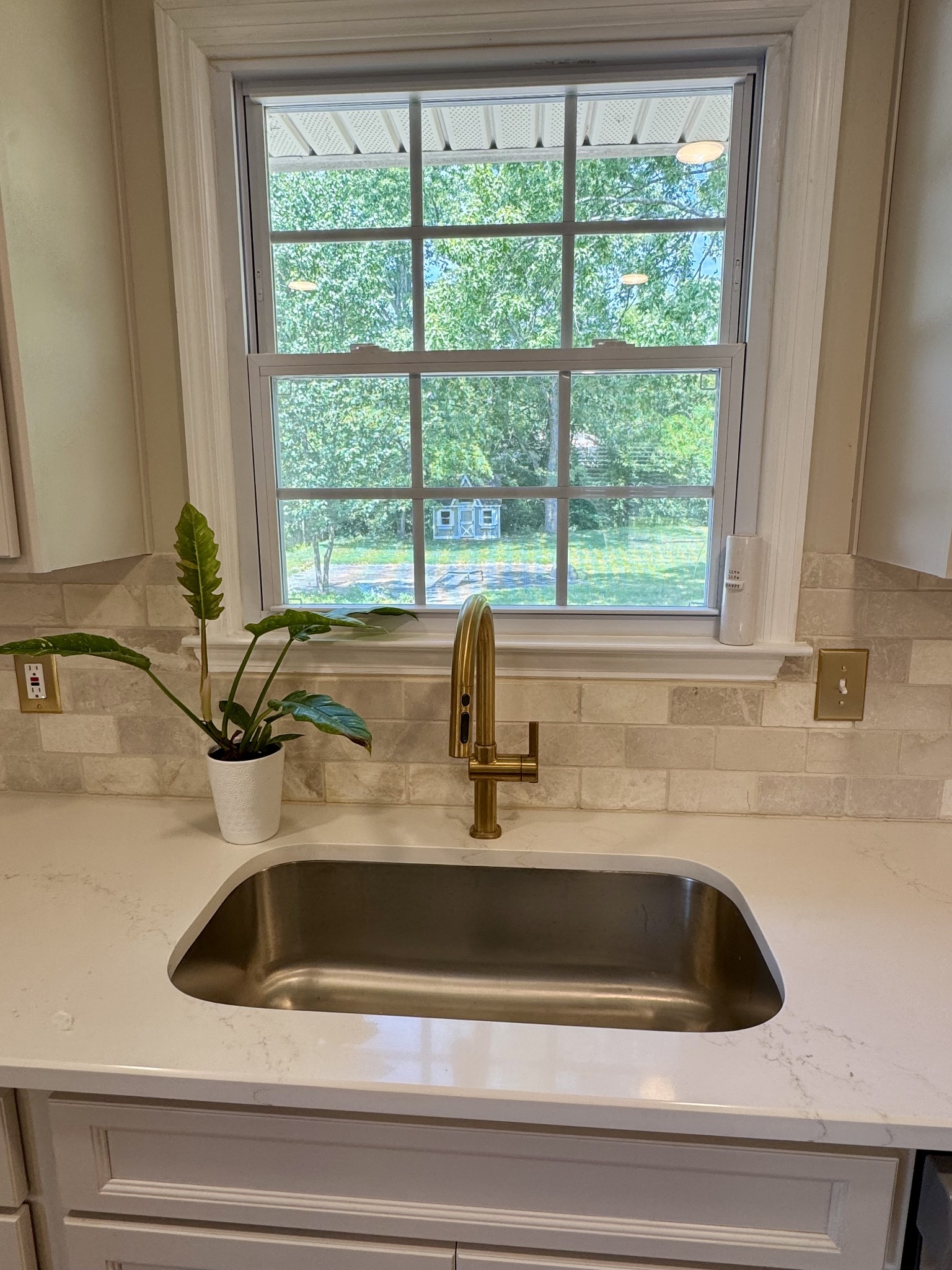 241 New Sawyer Brown Rd