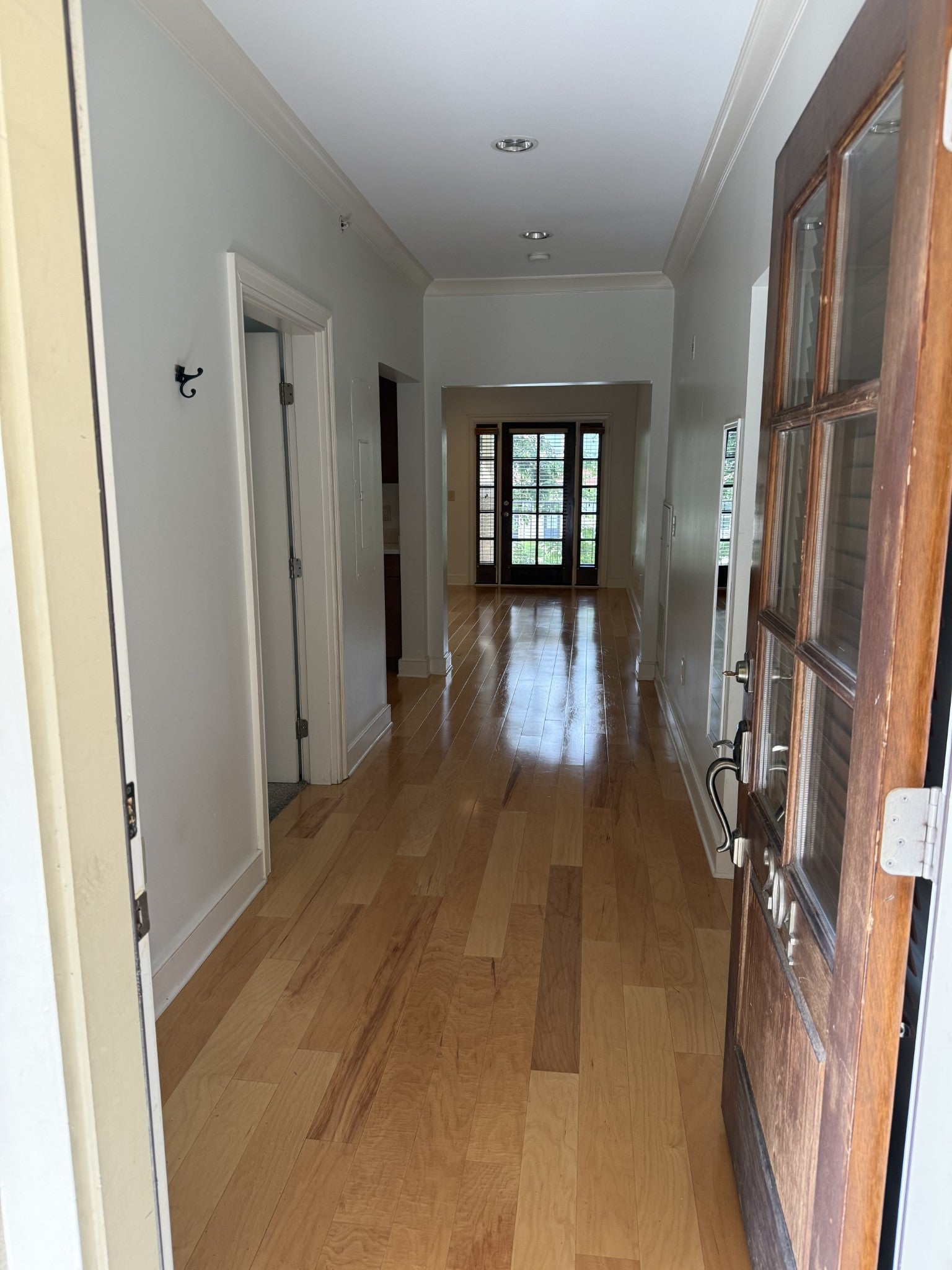 3127 Long Blvd 204