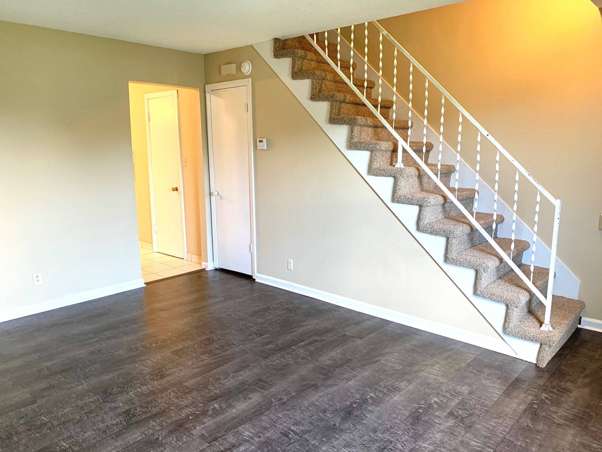 1209 Stateline Rd 50