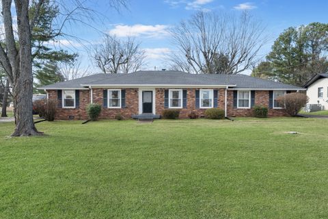 105 Gatire Dr Hendersonville TN 37075